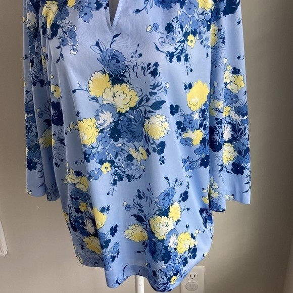 Vintage Bend Over Blue Yellow Floral Ruffle Vneck Blouse Large - Picture 4 of 11